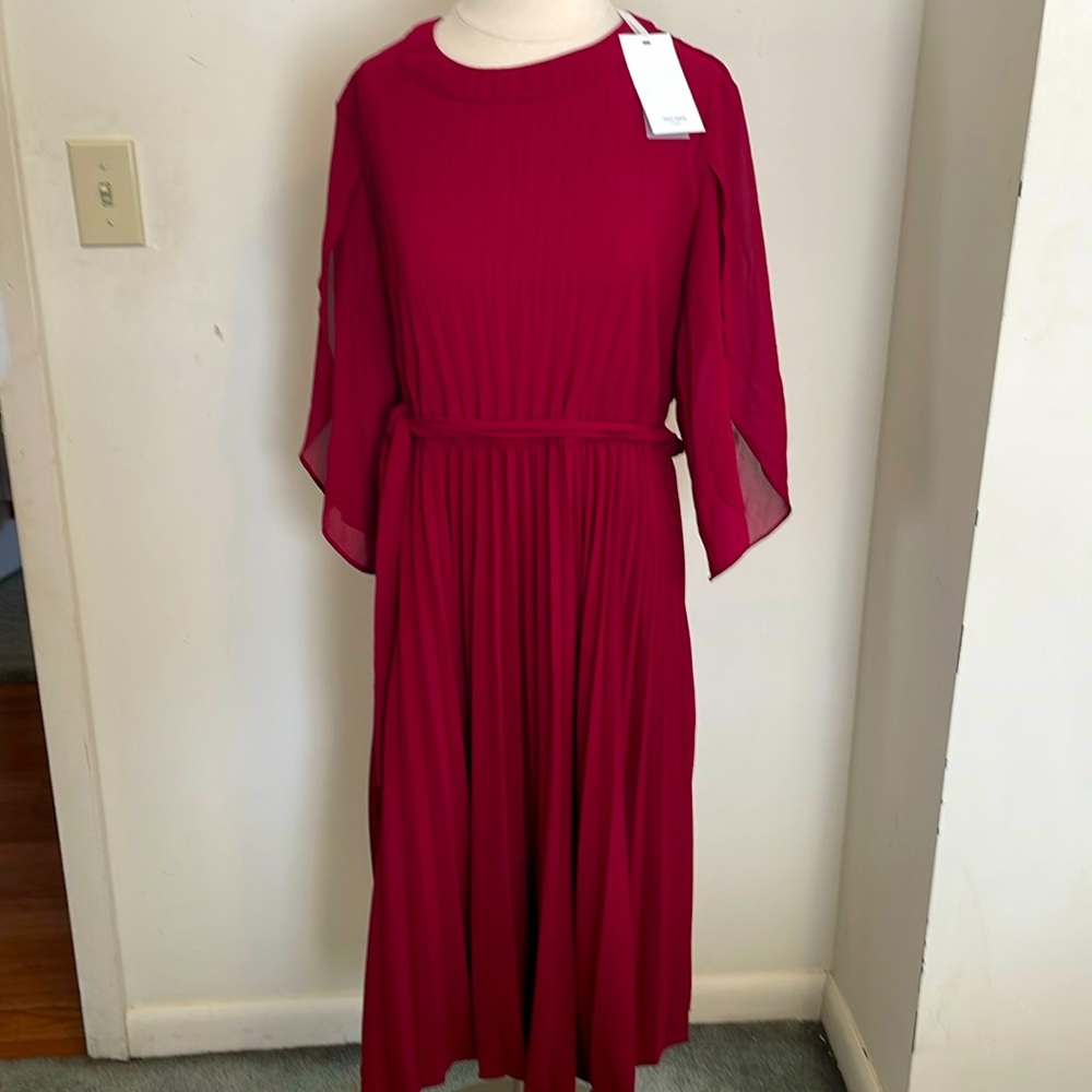 NWT Grace Karlin pleated burgundy dress size large